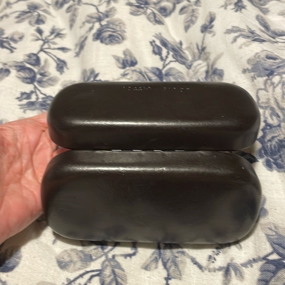 🌟🌟HOST PICK🌟🌟 Stunning Louis Vuitton Sunglasses - Picture 8 of 11